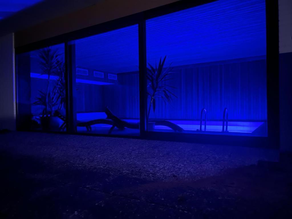Park Villa Ferienwohnung Mit Pool Und 3 Schlafzimmer Uelzen Exterior foto